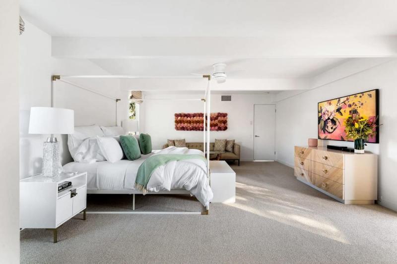 Monterey Manor Interior Designed Home Plus Pool - image 19