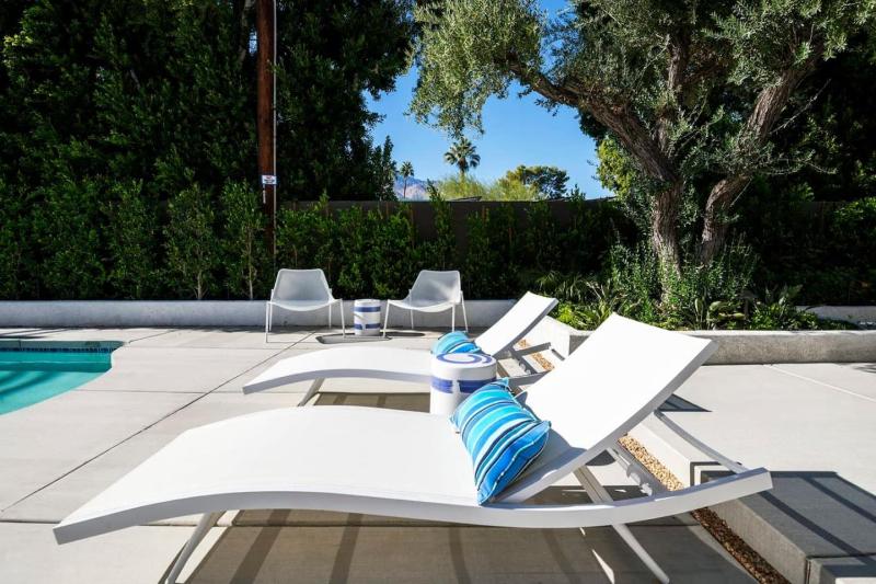 Monterey Manor Interior Designed Home Plus Pool - image 37