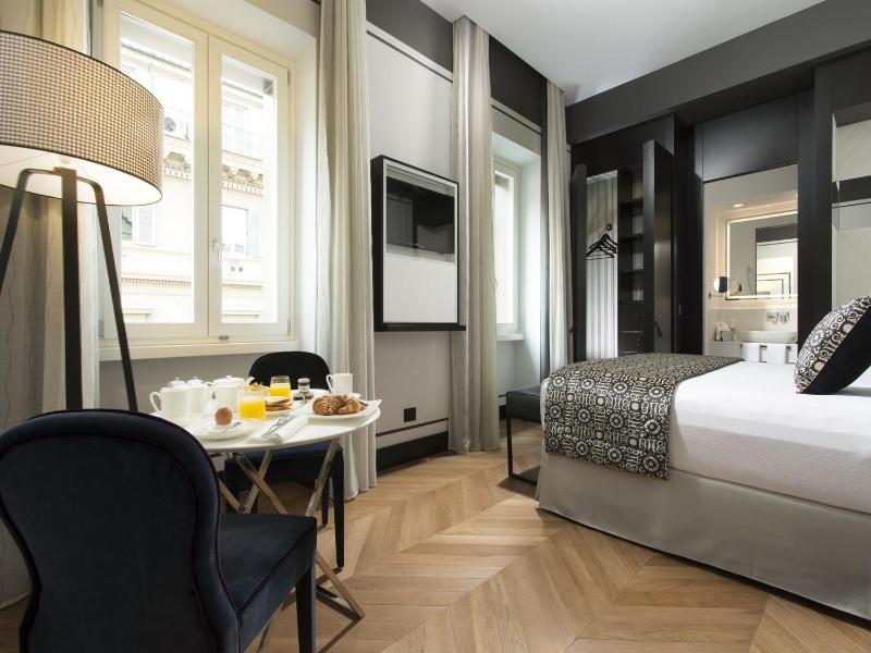 Studio Deluxe image 3