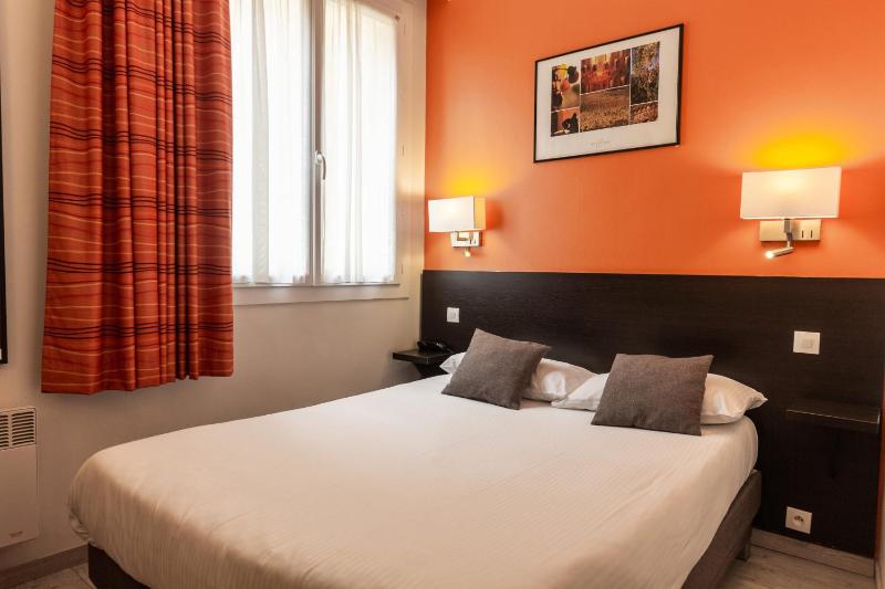 Budget Double Room image 2