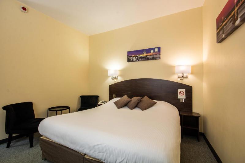 Superior Double Room image 2