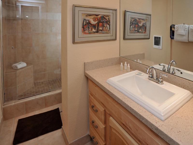 Vail Racquet Club Mountain Resort - image 37