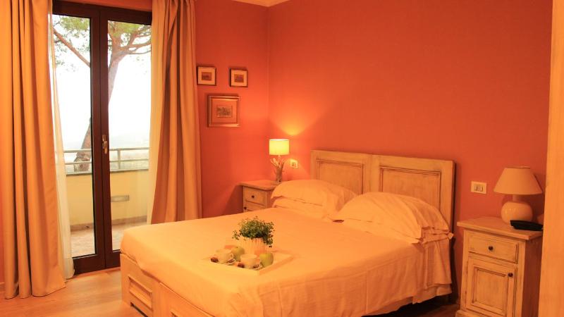Double or Twin Room with Balcony image 2