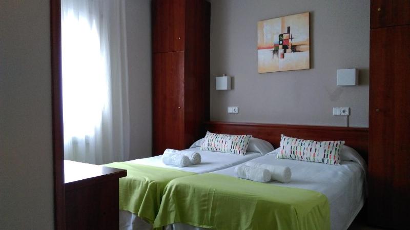 Hostal Termes - image 44