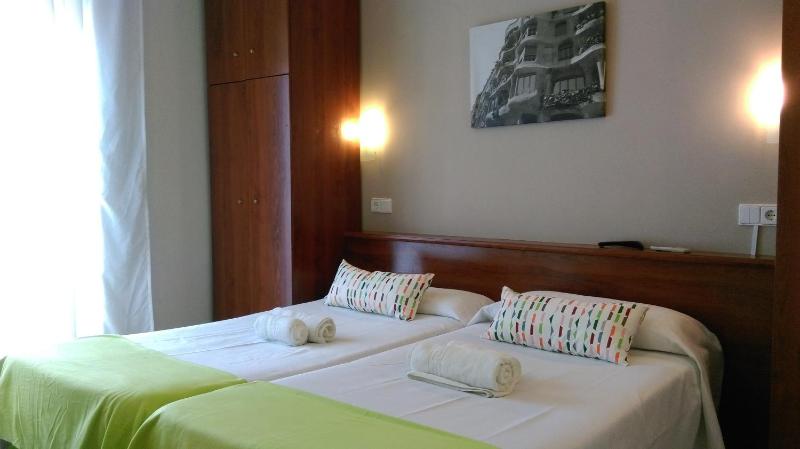 Hostal Termes - image 43