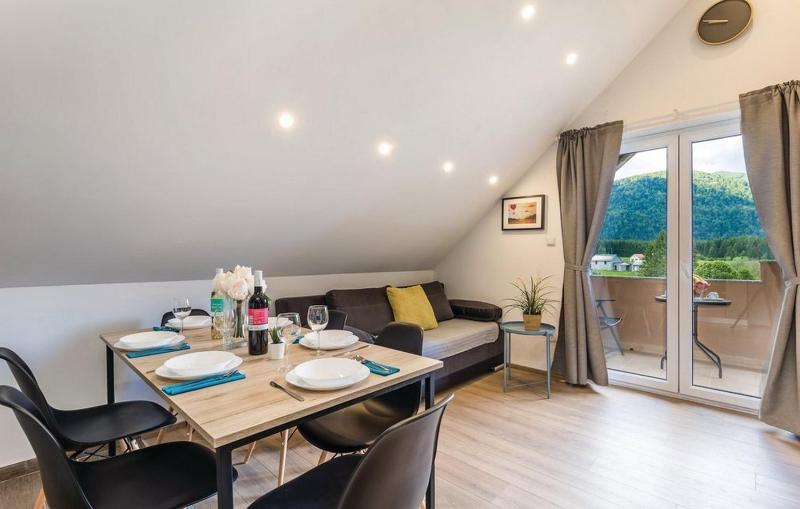 Two-Bedroom Apartment with Balcony image 4