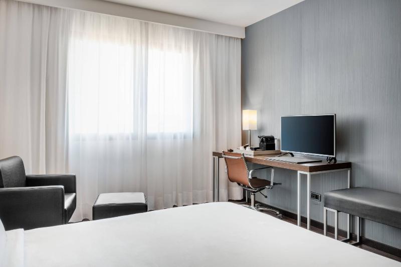 City View King, Guest room, 1 King, City view image 4