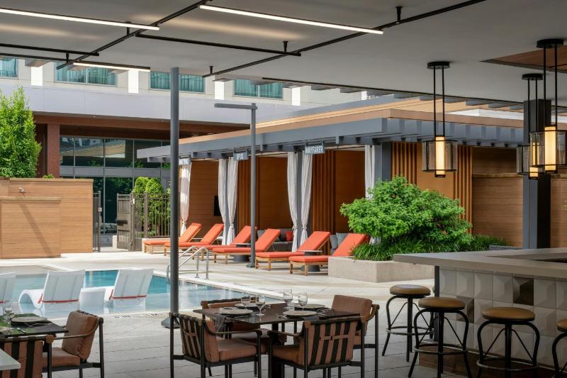 Epicurean Atlanta Autograph Collection - image 19