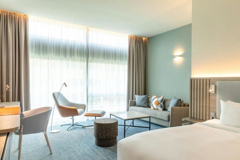 Junior Suite, 1 Bedroom Junior Suite, 1 King image 4
