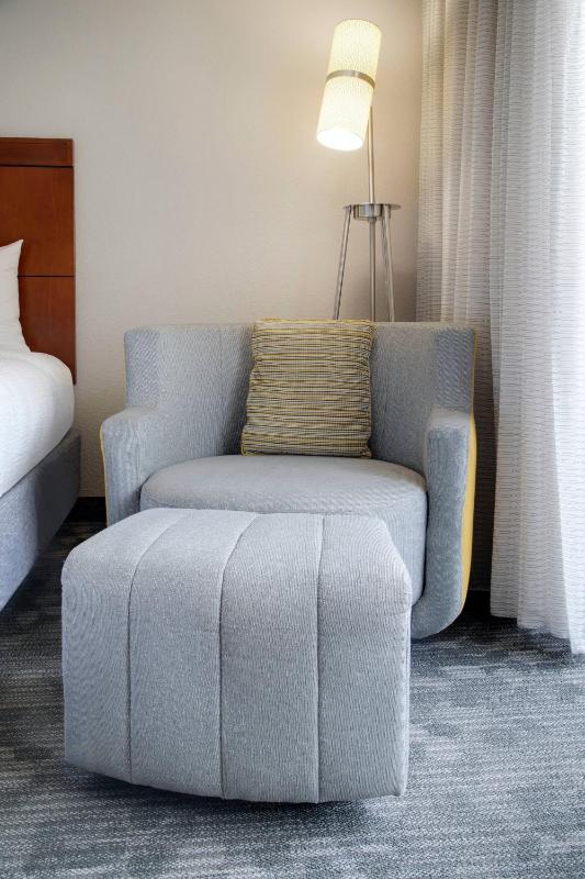 Double Room with Two Double Beds image 2