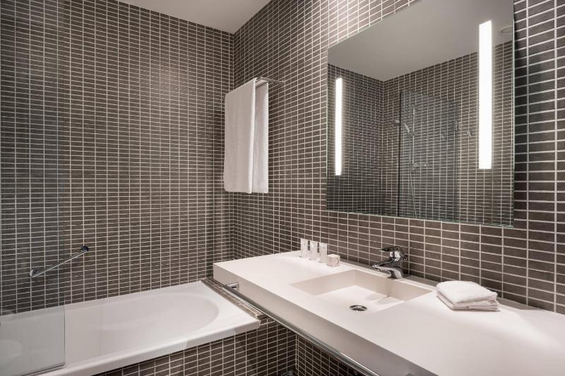 Standard Twin, Guest room, 2 Twin/Single Bed(s) image 2