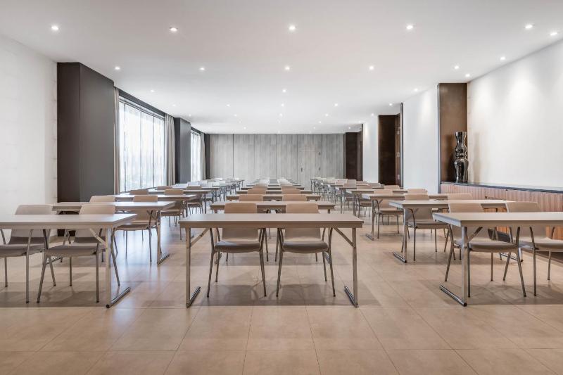 AC Hotel Alicante - image 6
