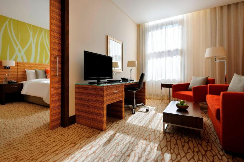 One-Bedroom King Suite  image 4