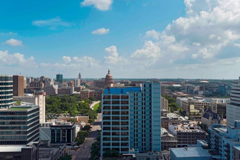Aloft by Marriott Austin Downtown - image 27