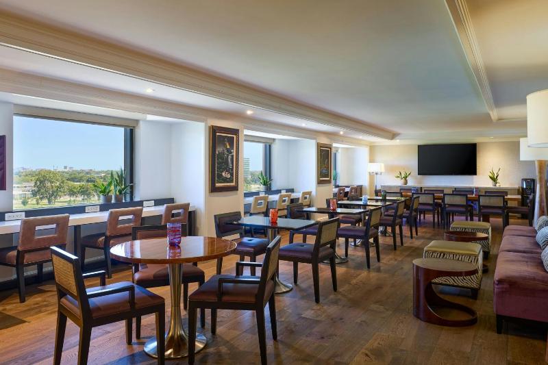 Club level, Guest room, 2 Double image 3