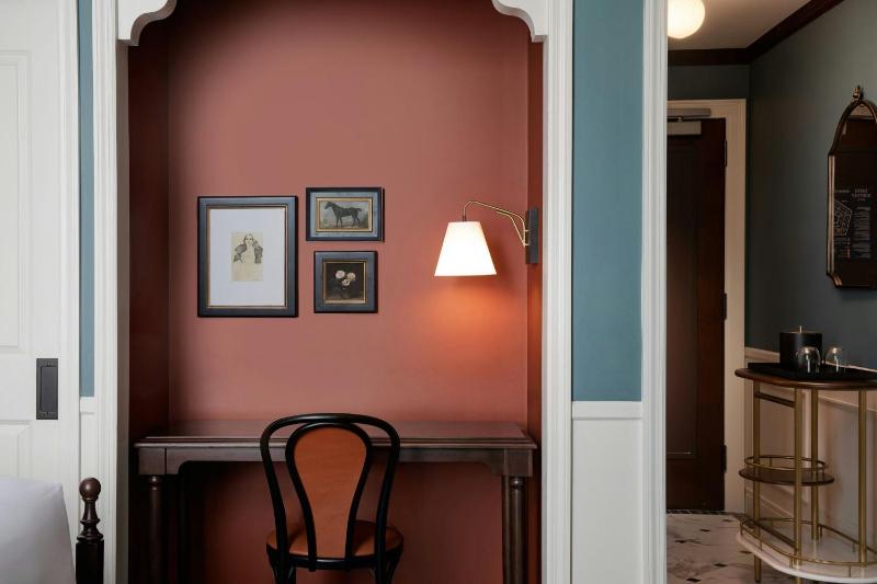Hotel David Whitney Autograph Collection - image 32