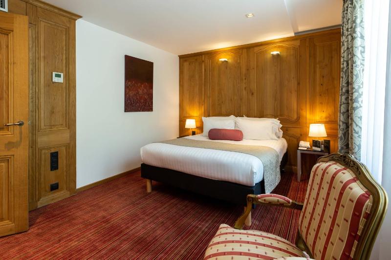 Standard Queen Room image 1