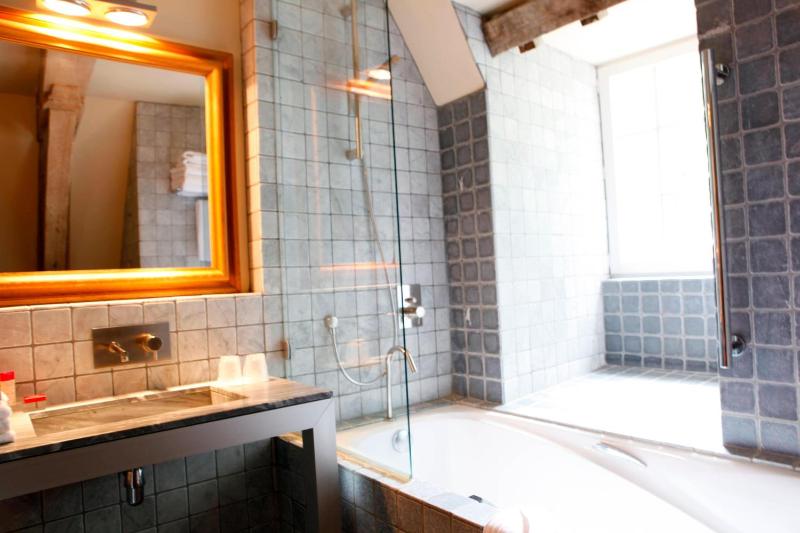 Hermitage Suite with King Bed image 2