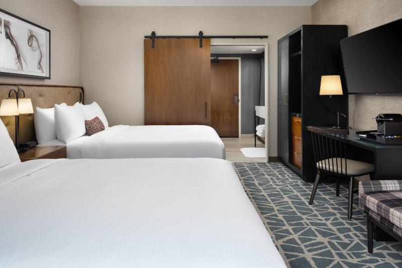 Hotel Distil Autograph Collection - image 15