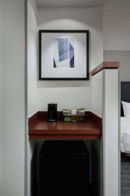 King Room image 4
