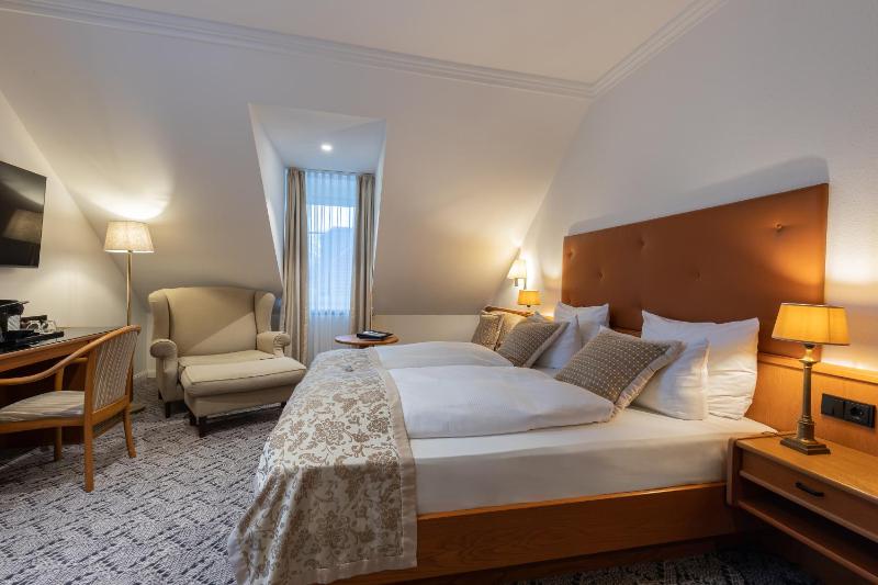 Classic Double Room image 1