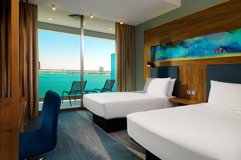 Aloft Sea View Twin Room with Balcony including Shopping Malls Shuttle Service, 20% off F&B, Spa & Abra Boat Tour Discount	 image 3