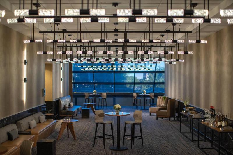 Renaissance Dallas Addison Hotel - image 18