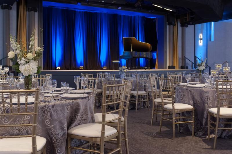 Renaissance Dallas Addison Hotel - image 39