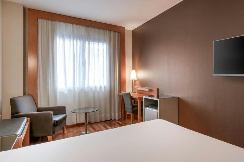 Standard Room, Guest room, 1 Queen image 4