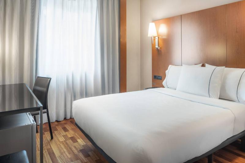 Standard Room, Guest room, 1 Queen image 1