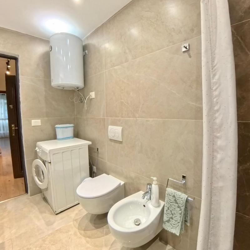 Vacation Vibes - Modern Apartment in Golem near sea - image 2