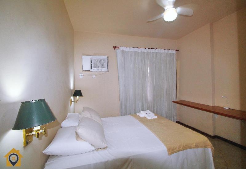 Elegância e Lazer: Aparthotel com Piscina - image 8
