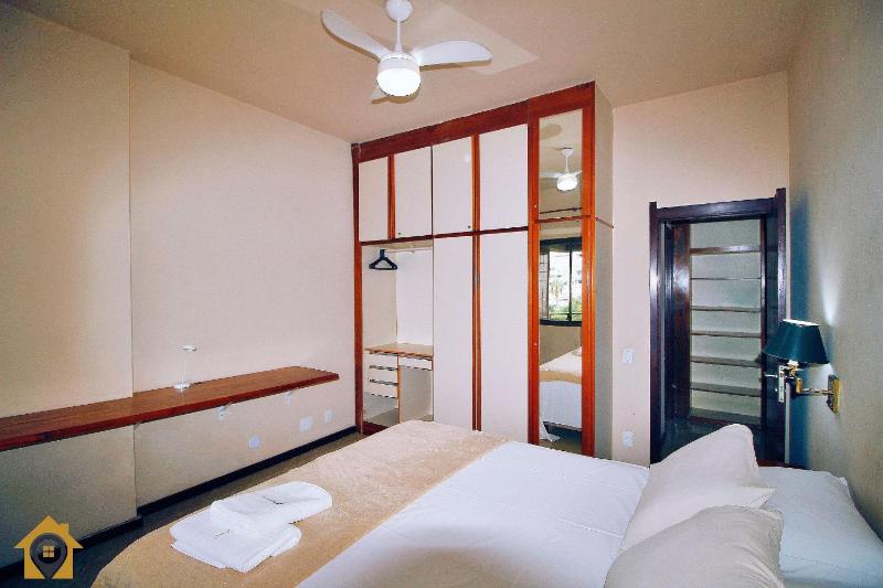 Elegância e Lazer: Aparthotel com Piscina - image 7