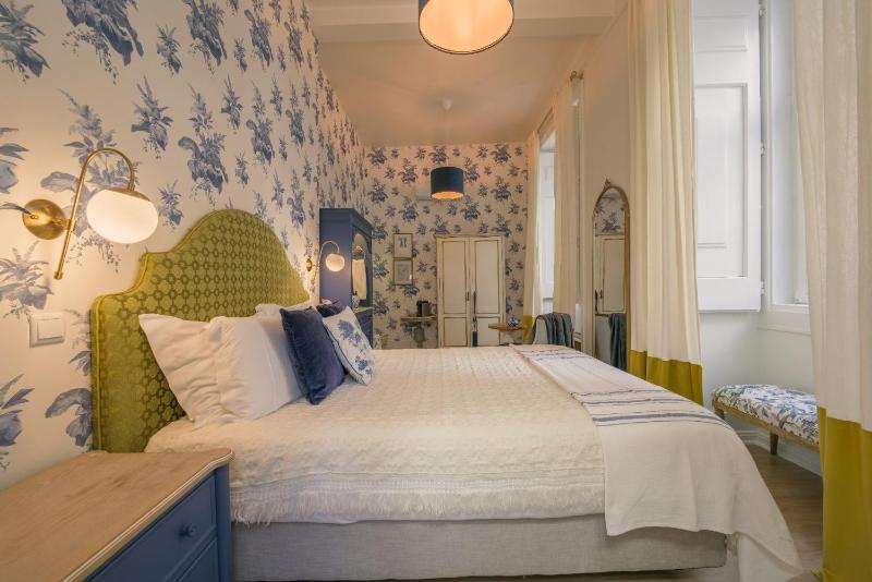 Deluxe Junior Suite image 3