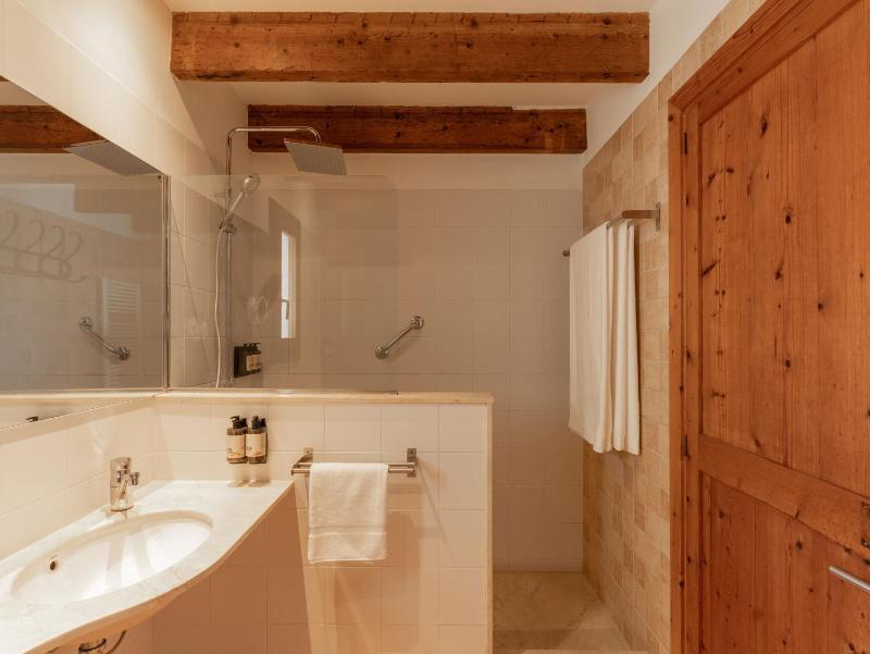 Superior Double Room with Terrace image 4