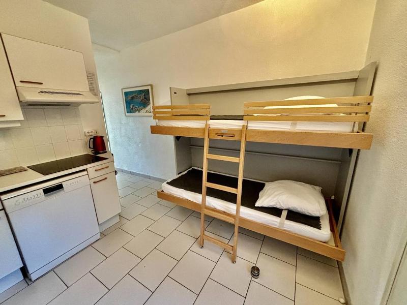 Appartement confortable avec terrasse proche plages - FR-1-816-1 - image 9