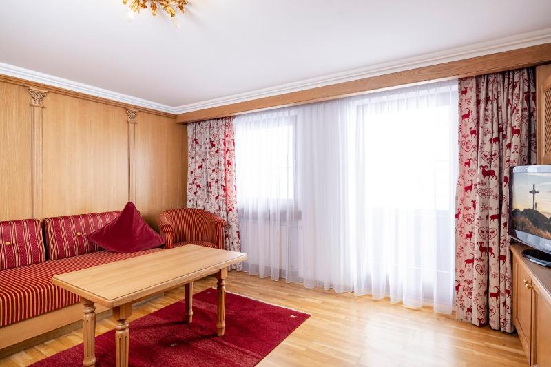 Two-Bedroom Apartment with Balcony image 3