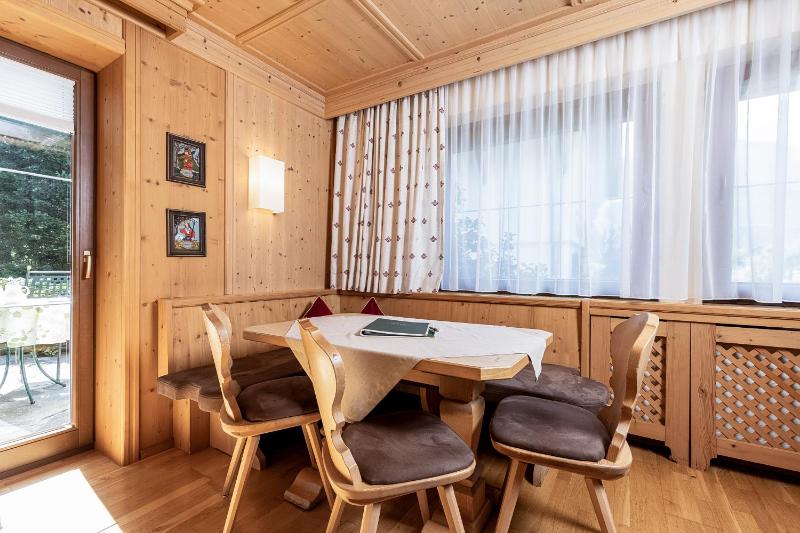 One-Bedroom Apartment with Balcony image 2