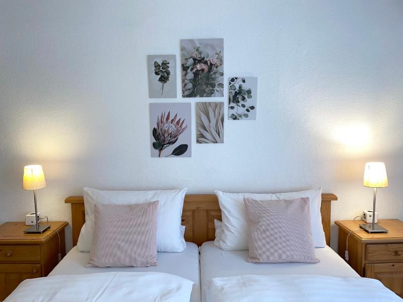 Double Room with Private Bathroom image 4