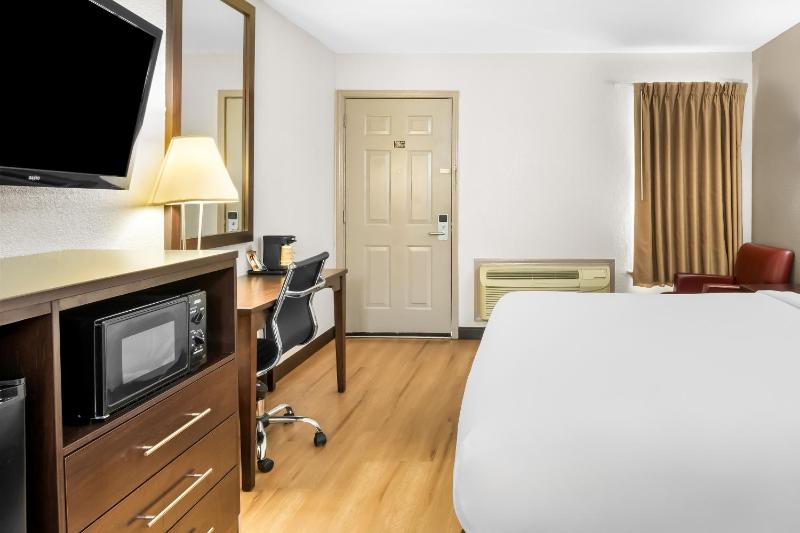 King Room - Disability Access/Non Smoking  image 3