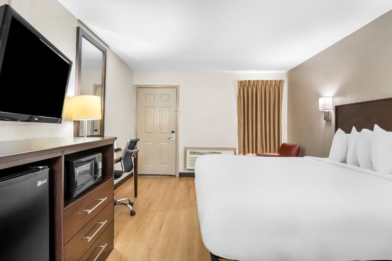 King Room - Non Smoking image 2