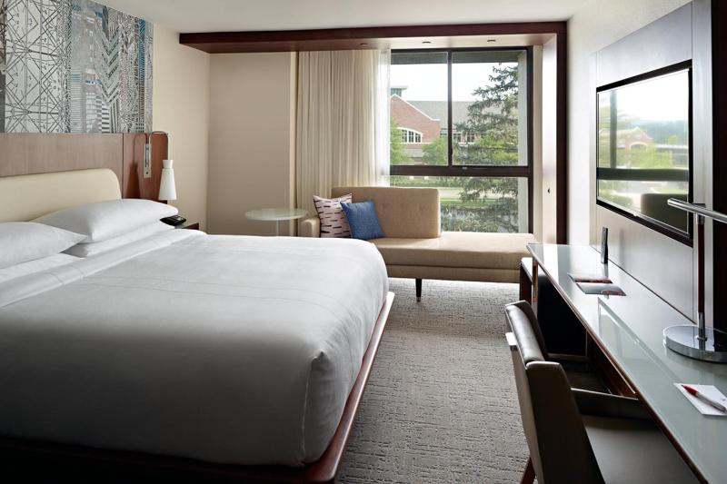 King or Queen Room image 1