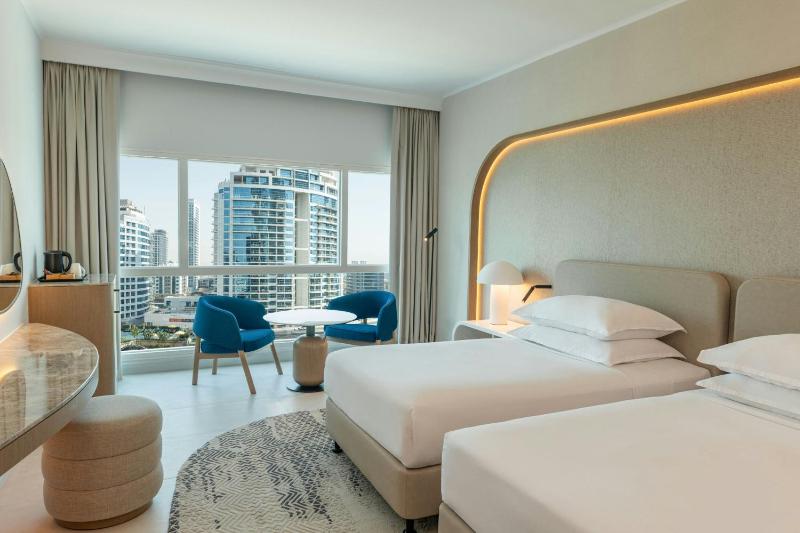 Deluxe Twin Room - JBR View, Private beach Access image 4