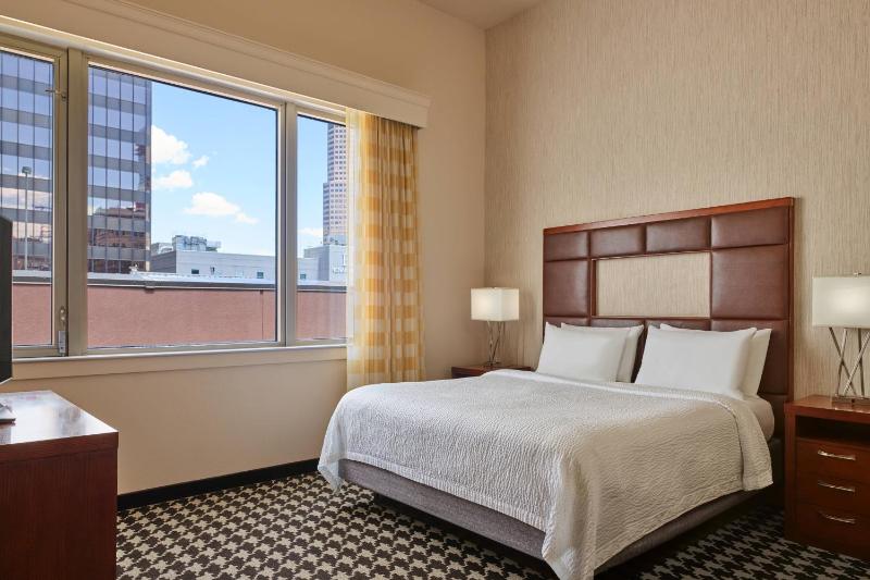 Courtyard by Marriott Denver Downtown - image 14