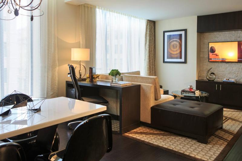 Renaissance Denver Downtown City Center Hotel - image 35