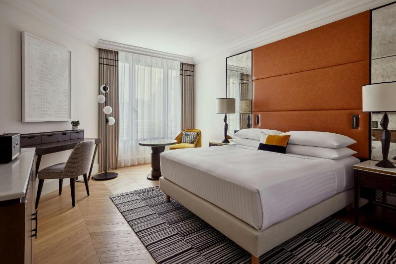 Comfort King Room image 4