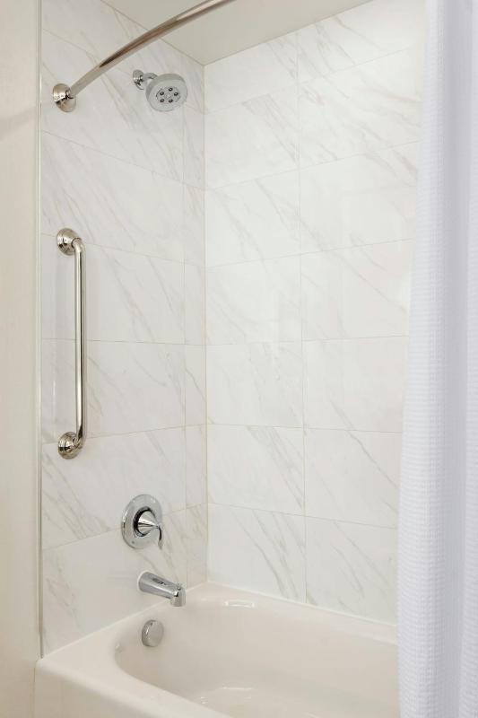 Renaissance Denver Downtown City Center Hotel - image 34