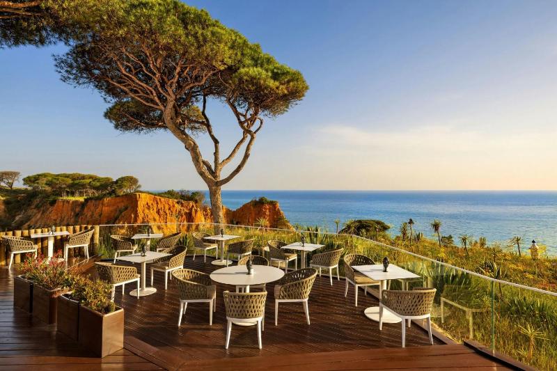 Pine Cliffs Ocean Suites a Luxury Collection Resort & Spa Algarve - image 8