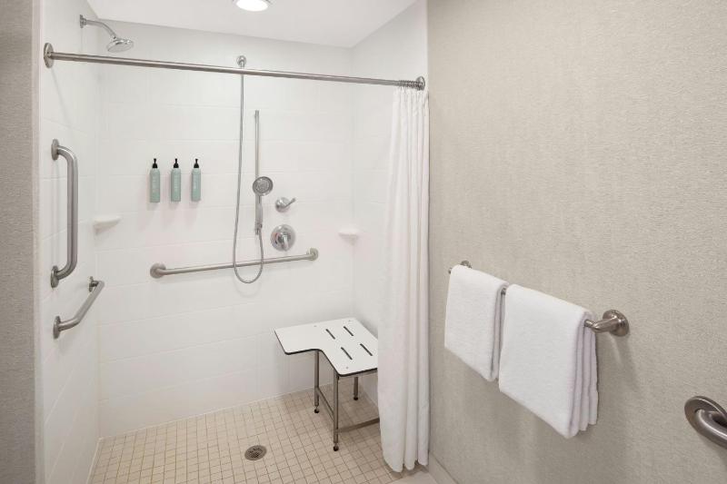 Courtyard by Marriott Scottsdale Salt River - image 15