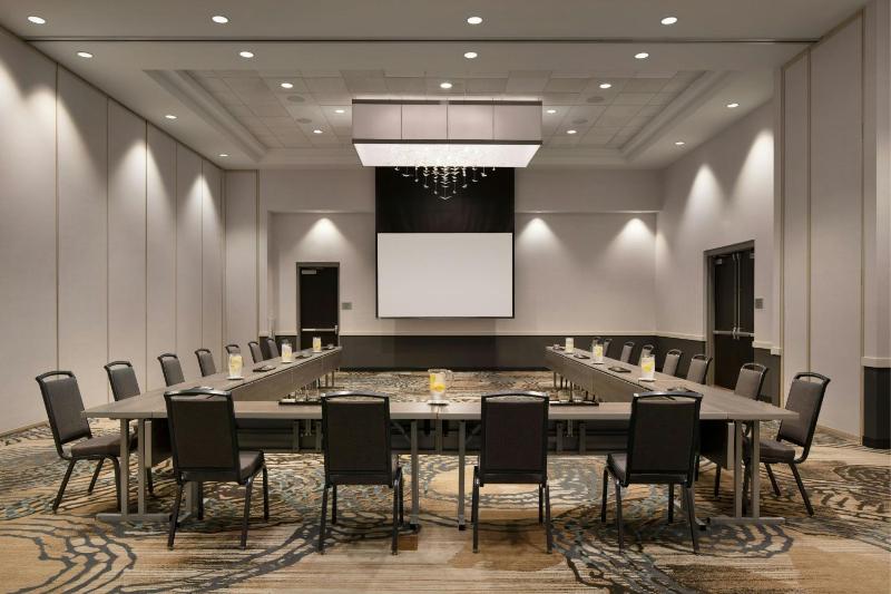 Courtyard by Marriott Scottsdale Salt River - image 22